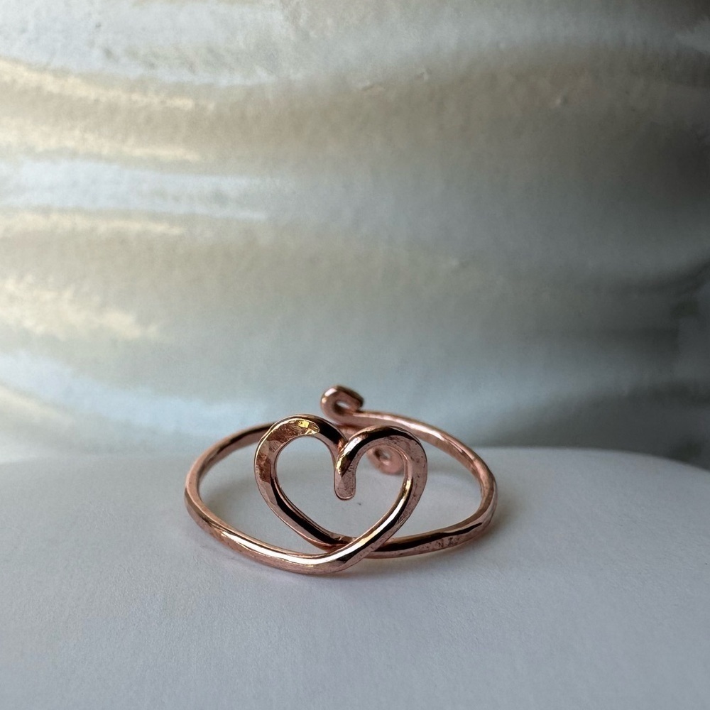 Artisan Toe Ring Copper Adjustable - Picture 5 of 12